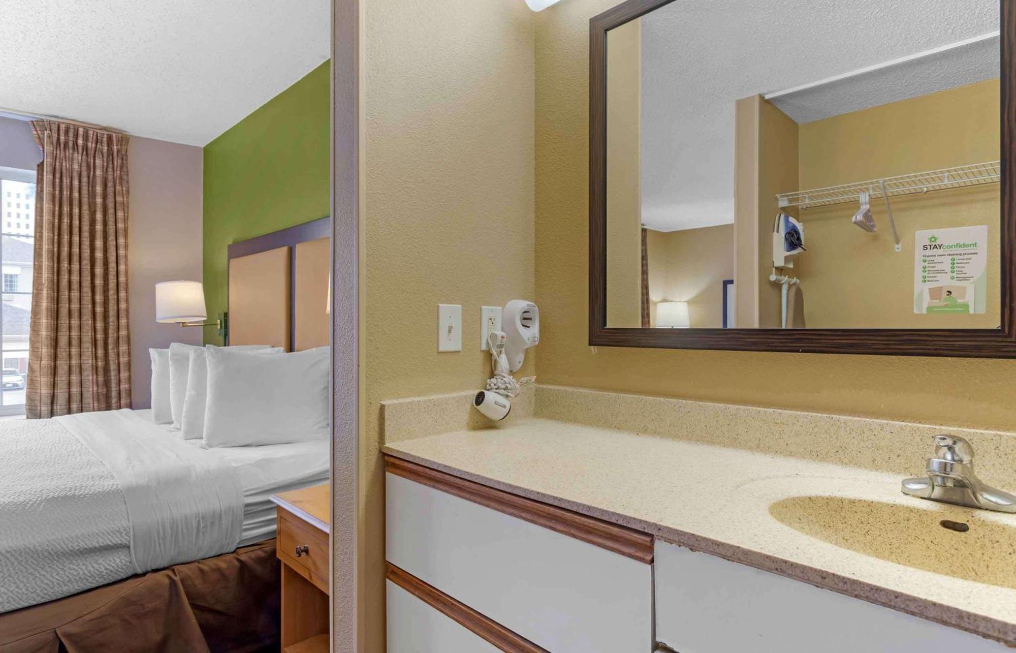 เอ็กซ์เทนด์ สเตย์ อเมริกา ฮุสตัน แกลเลอเรีย อัปทาวน์ Hotel ฮูสตัน ภายนอก รูปภาพ